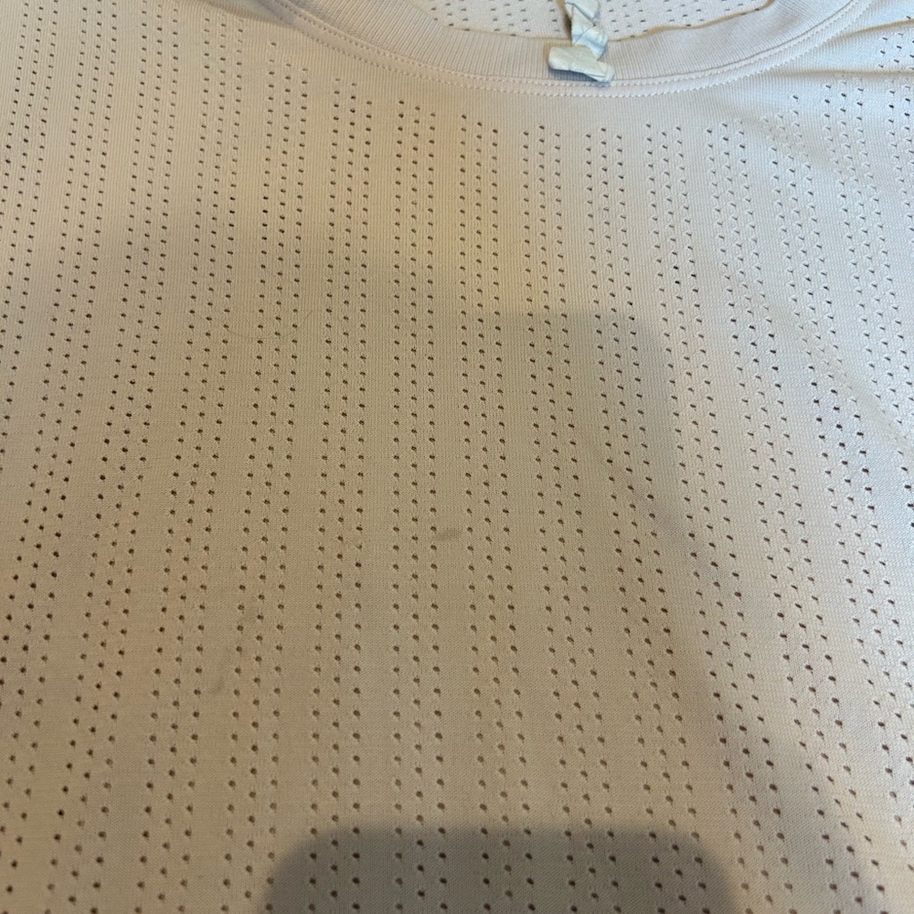 Lululemon athletica t-shirt size XS preowned with stains - Picture 5 of 7